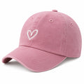 Gorra Rosa con Bordado de Corazón