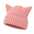 Gorro rosa de punto con orejas de gato